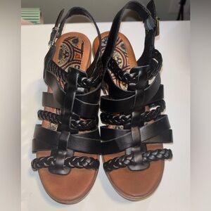BOC Shoes Size 6